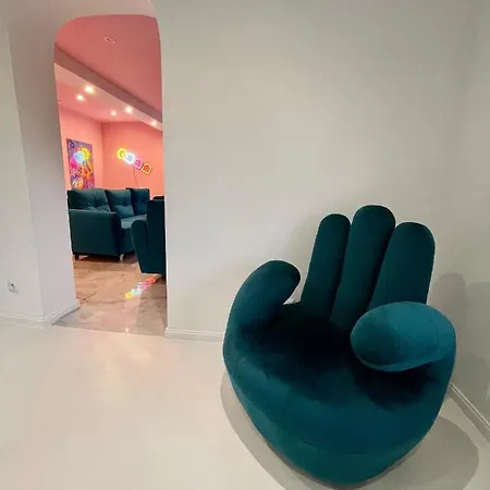 Apartamento Neonowy Giżycko